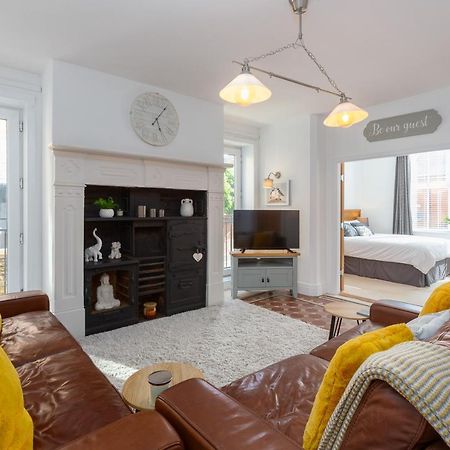 Charles Alexander Short Stay - Clifton Drive Beach Retreat Литам-Сент-Эннс Экстерьер фото
