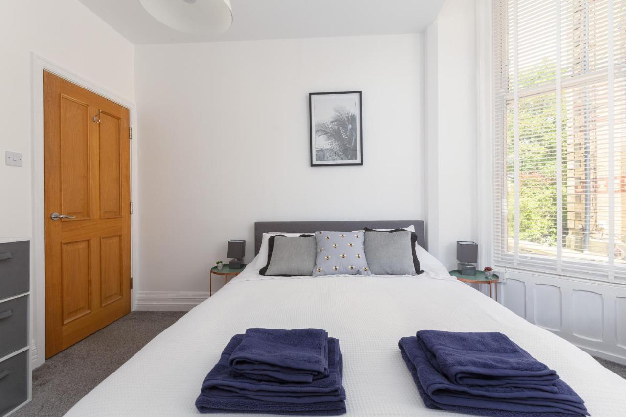 Charles Alexander Short Stay - Clifton Drive Beach Retreat Литам-Сент-Эннс Экстерьер фото