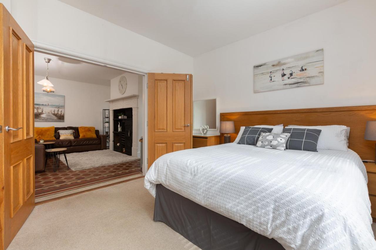 Charles Alexander Short Stay - Clifton Drive Beach Retreat Литам-Сент-Эннс Экстерьер фото