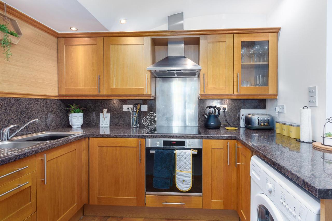 Charles Alexander Short Stay - Clifton Drive Beach Retreat Литам-Сент-Эннс Экстерьер фото